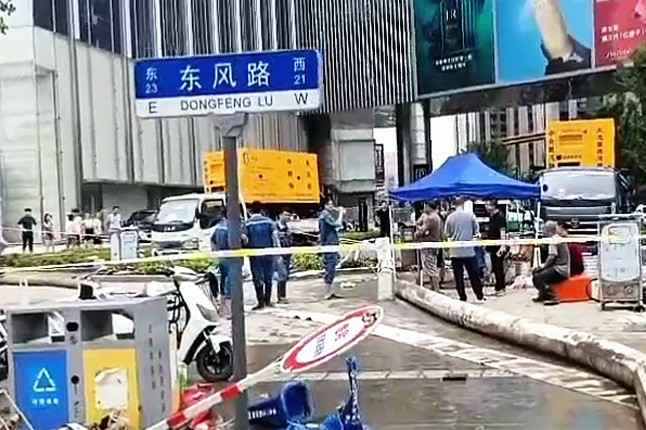 开云官方app下载站-开云(中国)排涝突击队在排涝现场